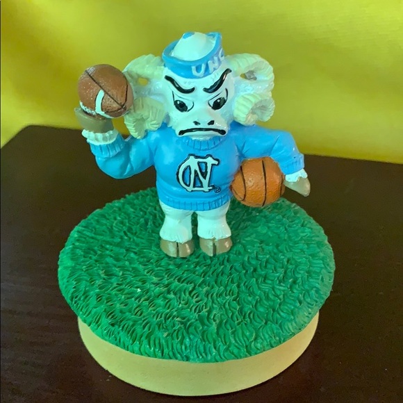 COLLEGE MERCH NIB - Picture 7 of 8